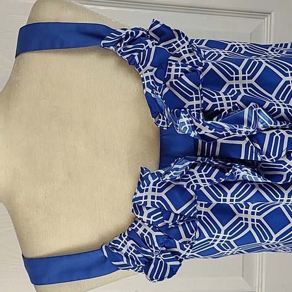 Banana Republic Summer Blouse - Picture 2 of 10